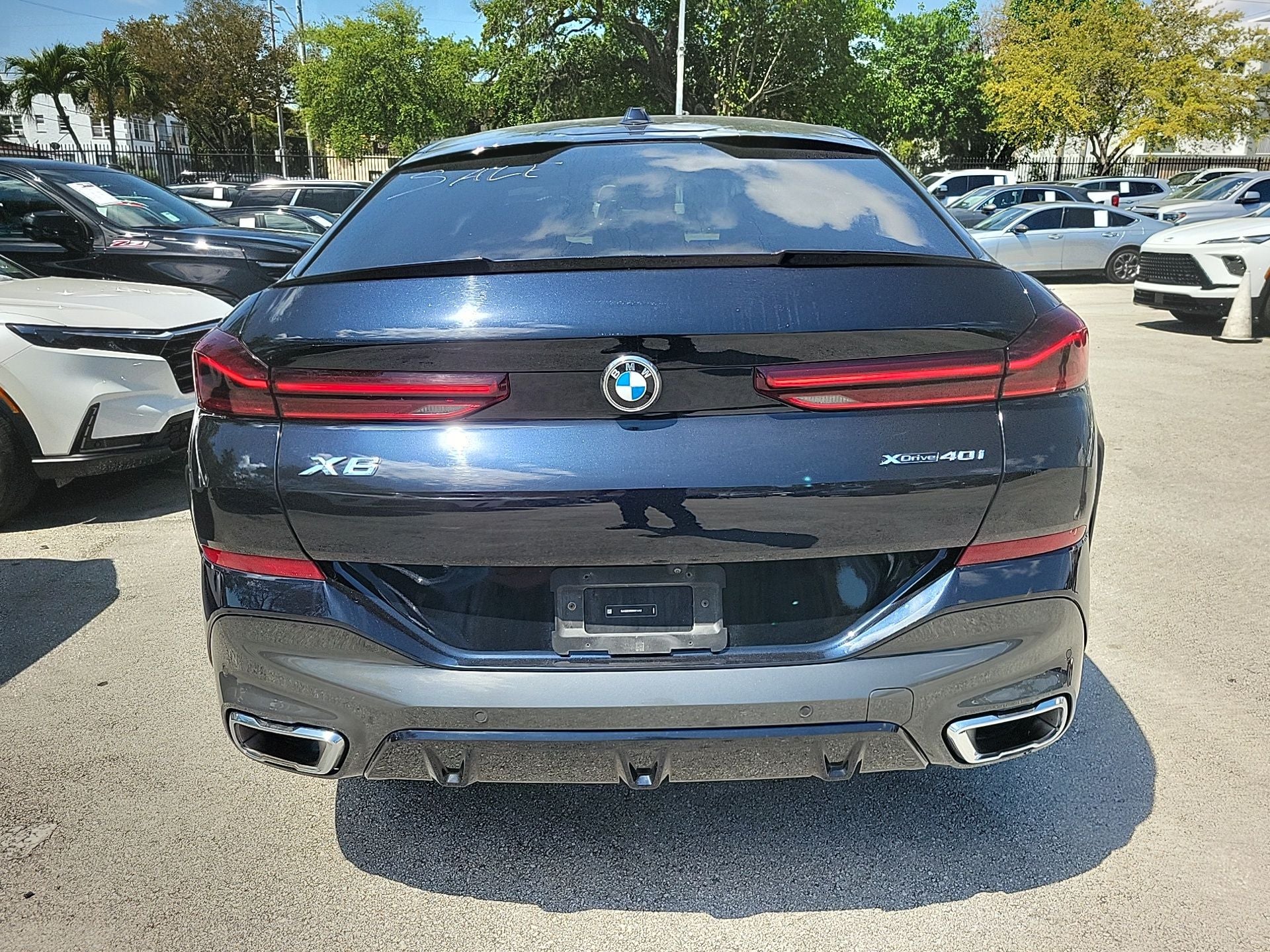 2025 BMW X6 xDrive40i