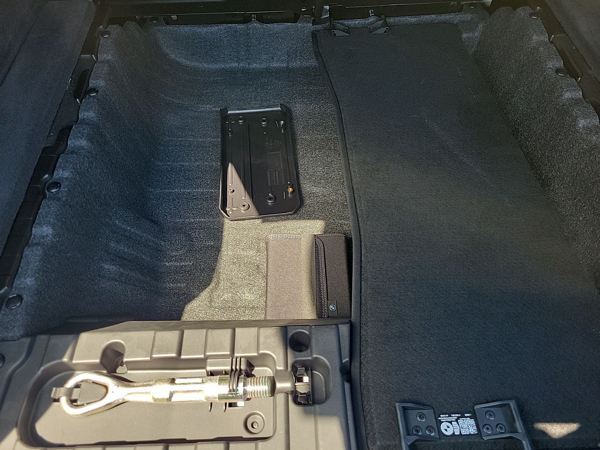 2025 BMW X6 xDrive40i