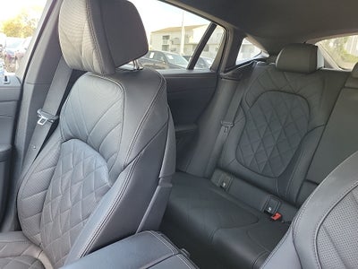 2025 BMW X6 xDrive40i