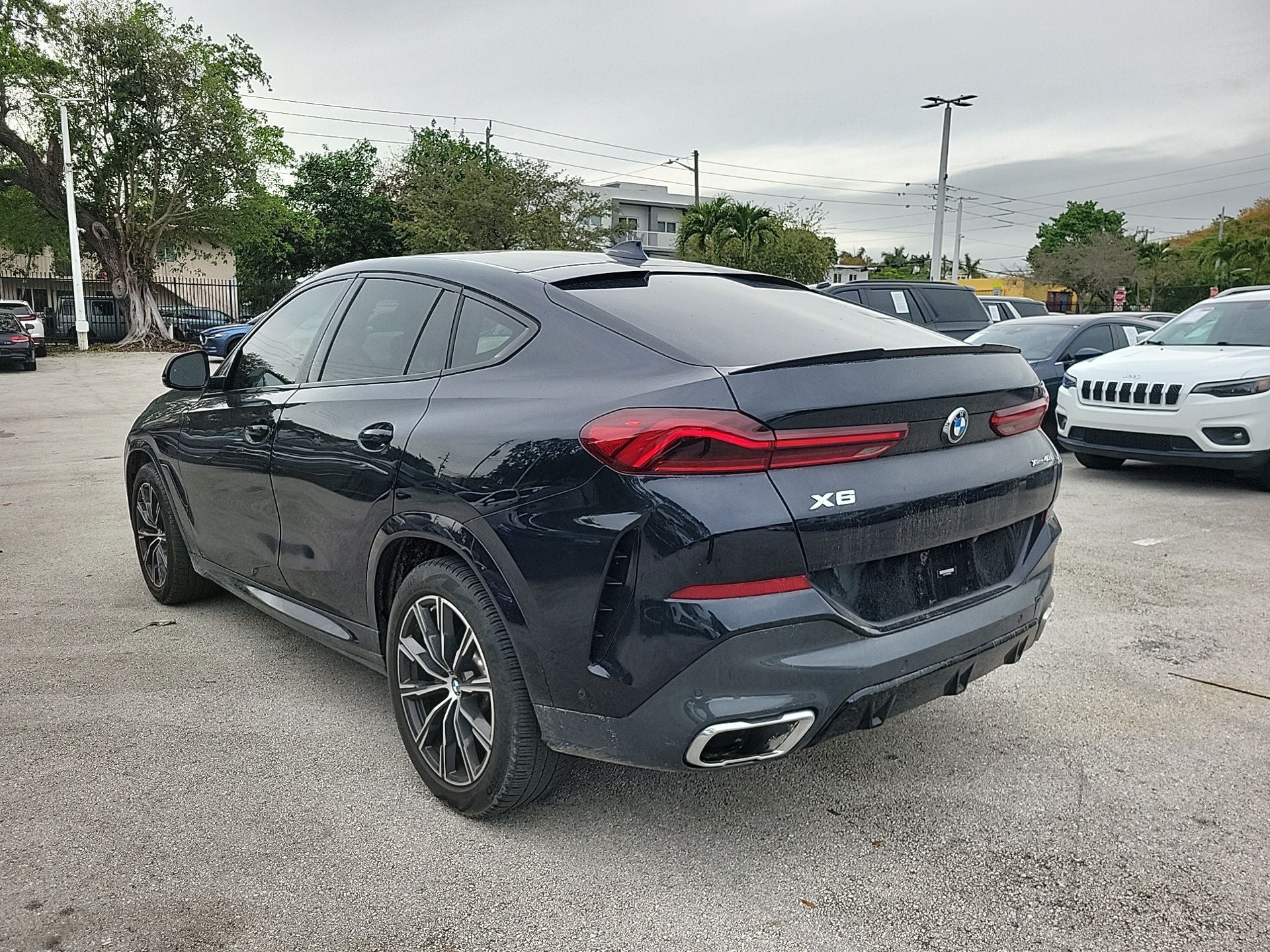 2022 BMW X6 xDrive40i