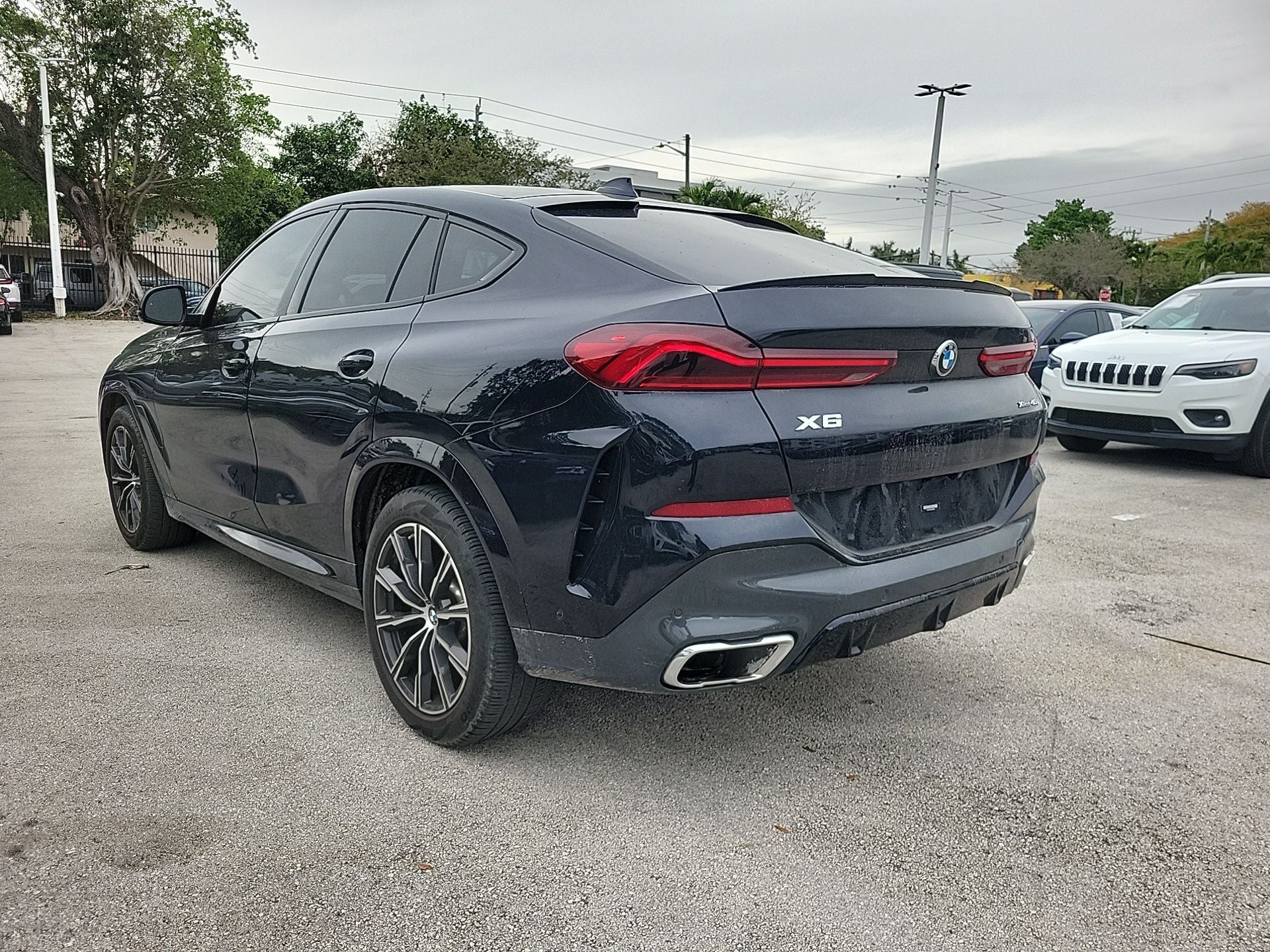 2022 BMW X6 xDrive40i