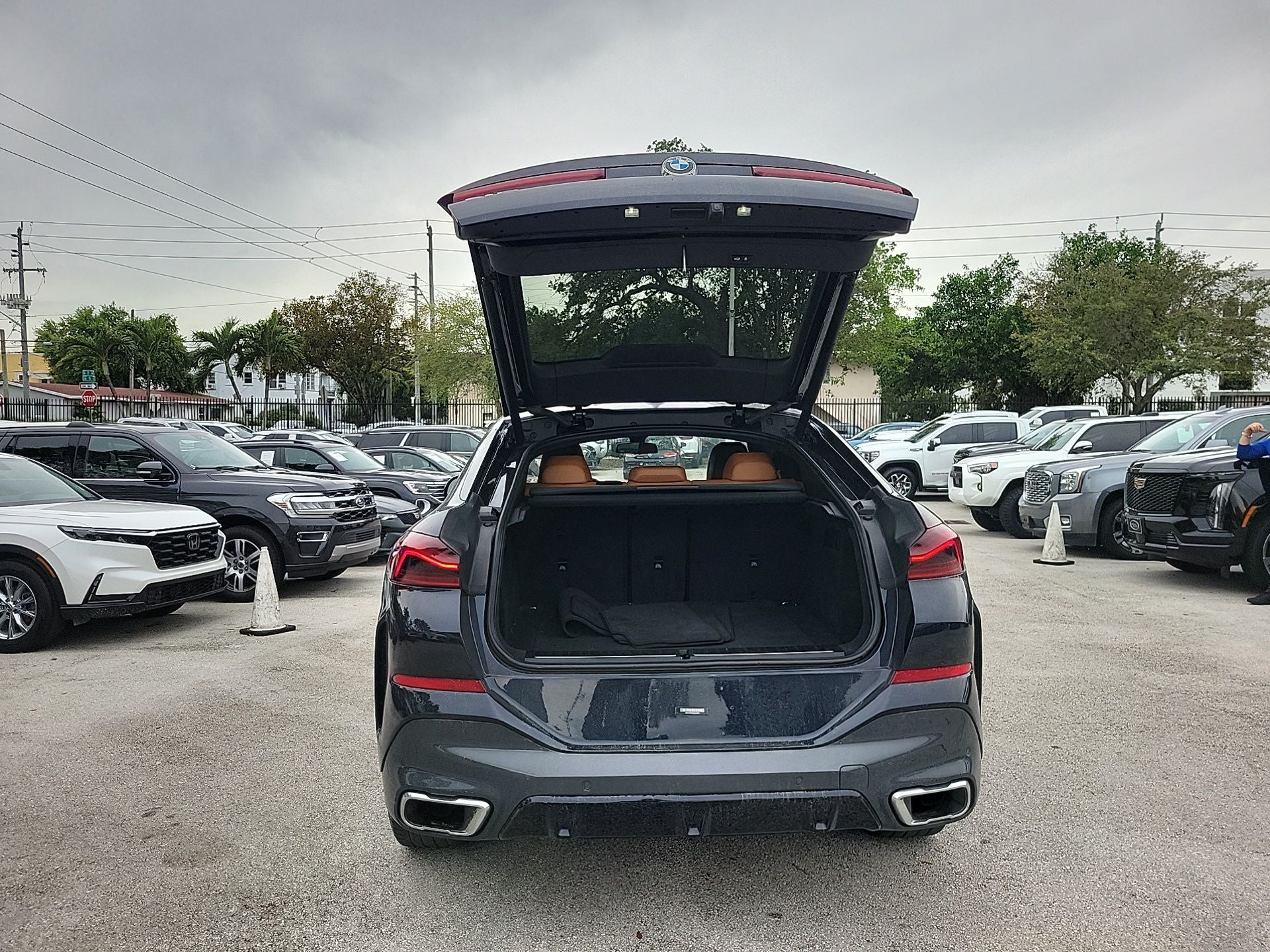 2022 BMW X6 xDrive40i