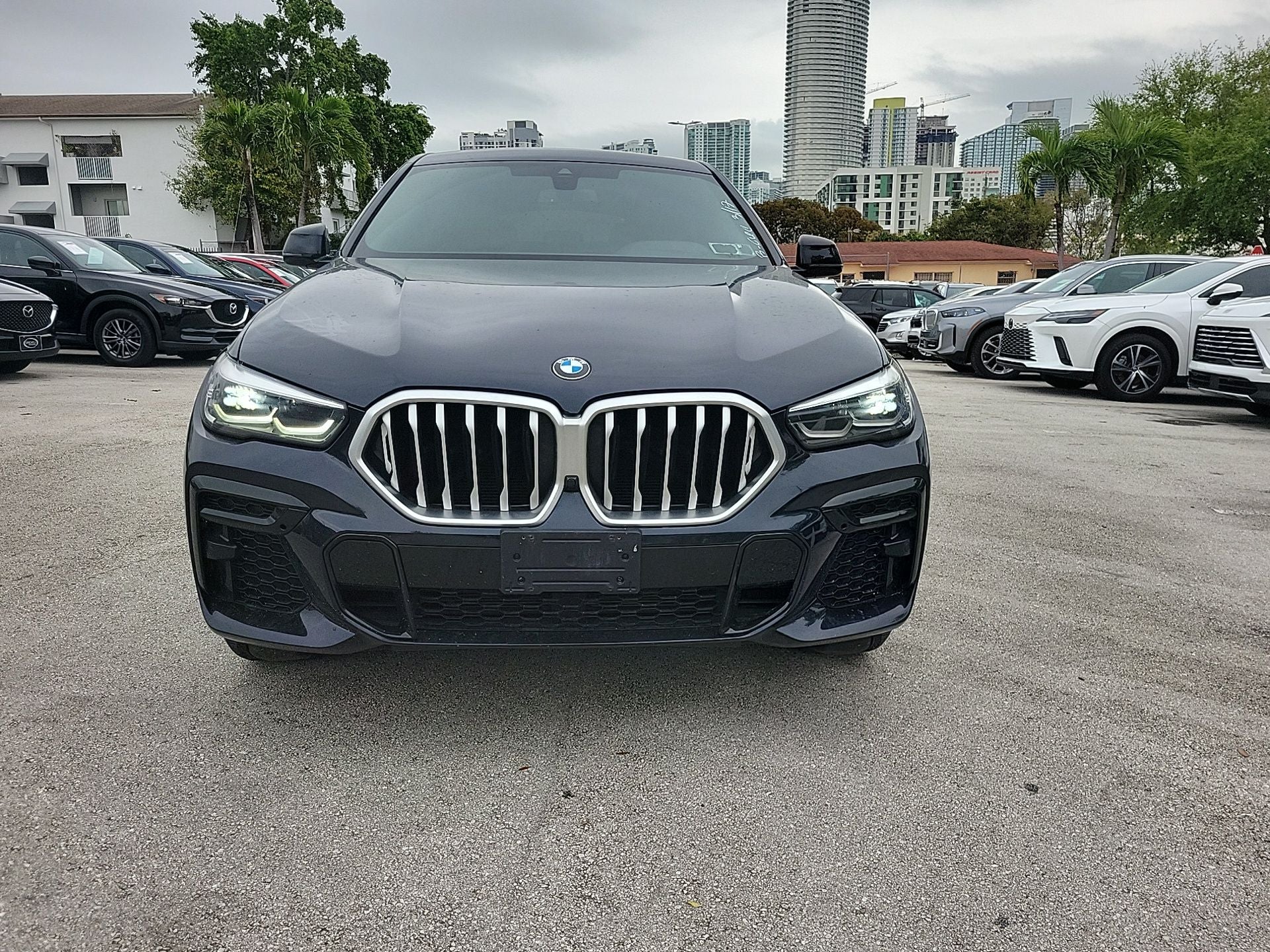 2022 BMW X6 xDrive40i