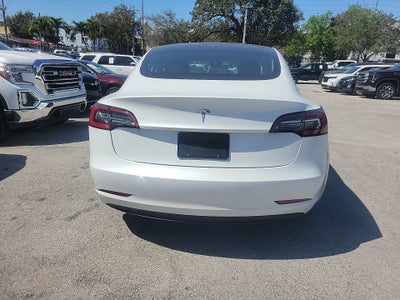 2022 Tesla Model 3 Base