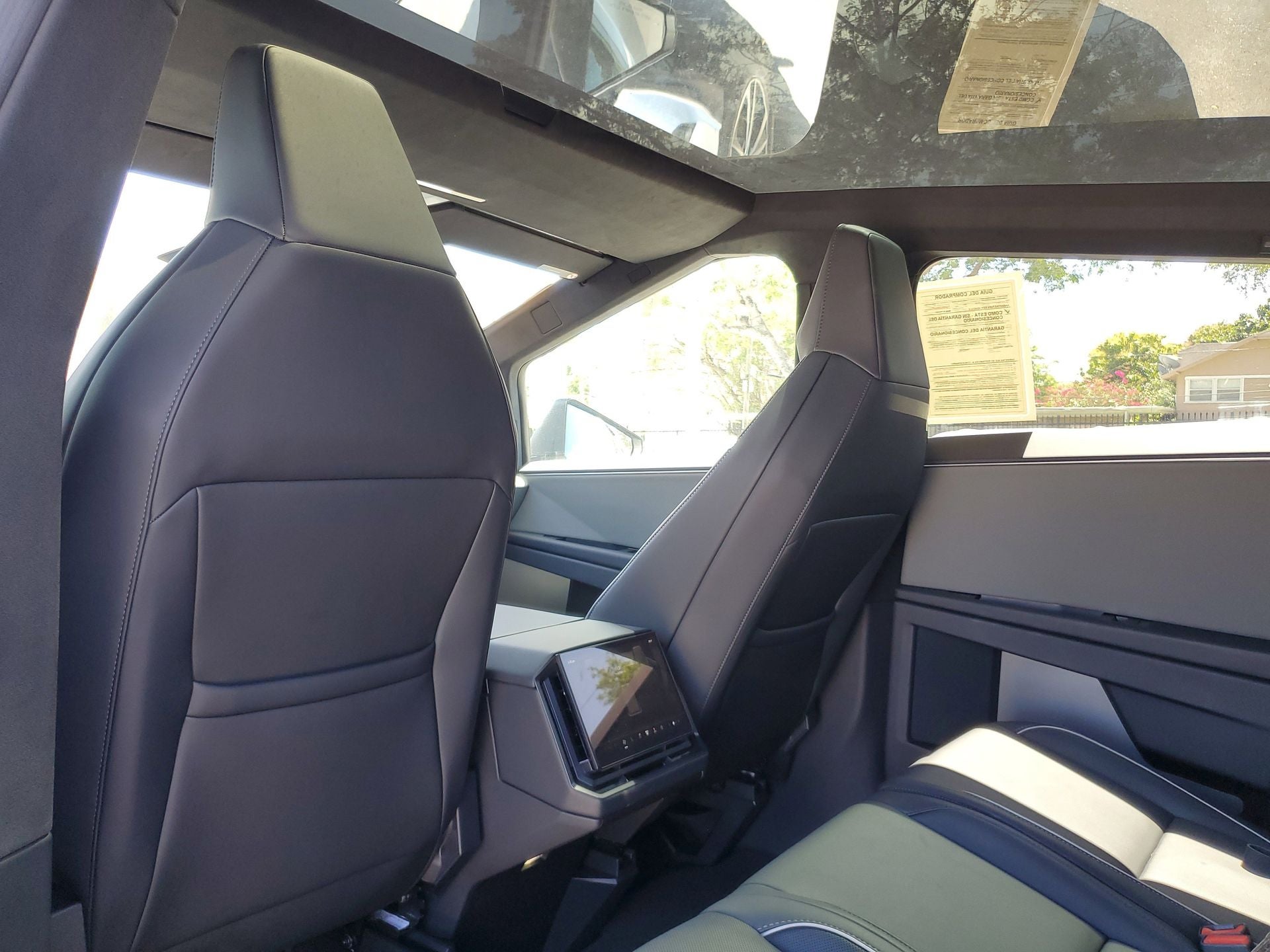 2025 Tesla Cybertruck Base