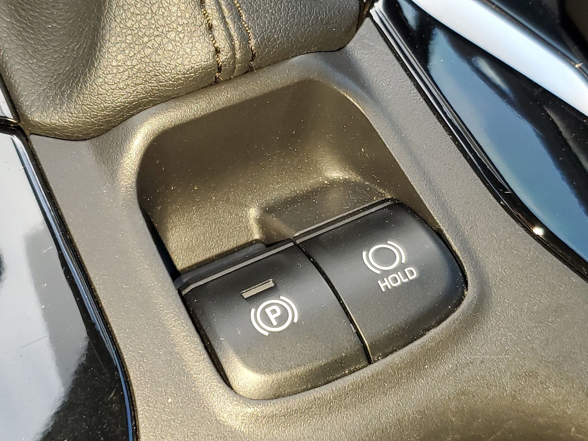 2023 Toyota Corolla Cross Hybrid XSE