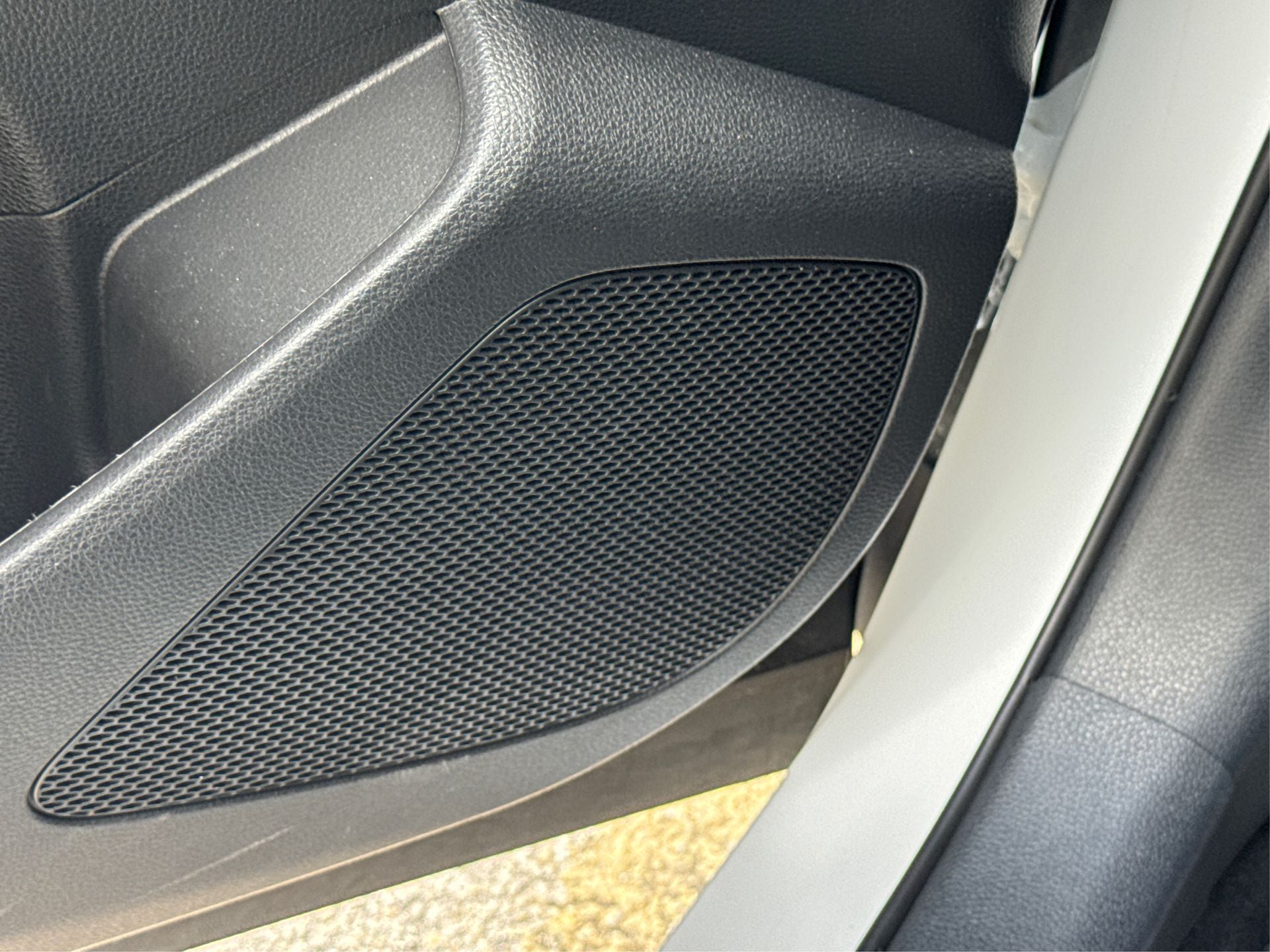 2023 Toyota Corolla Cross Hybrid XSE