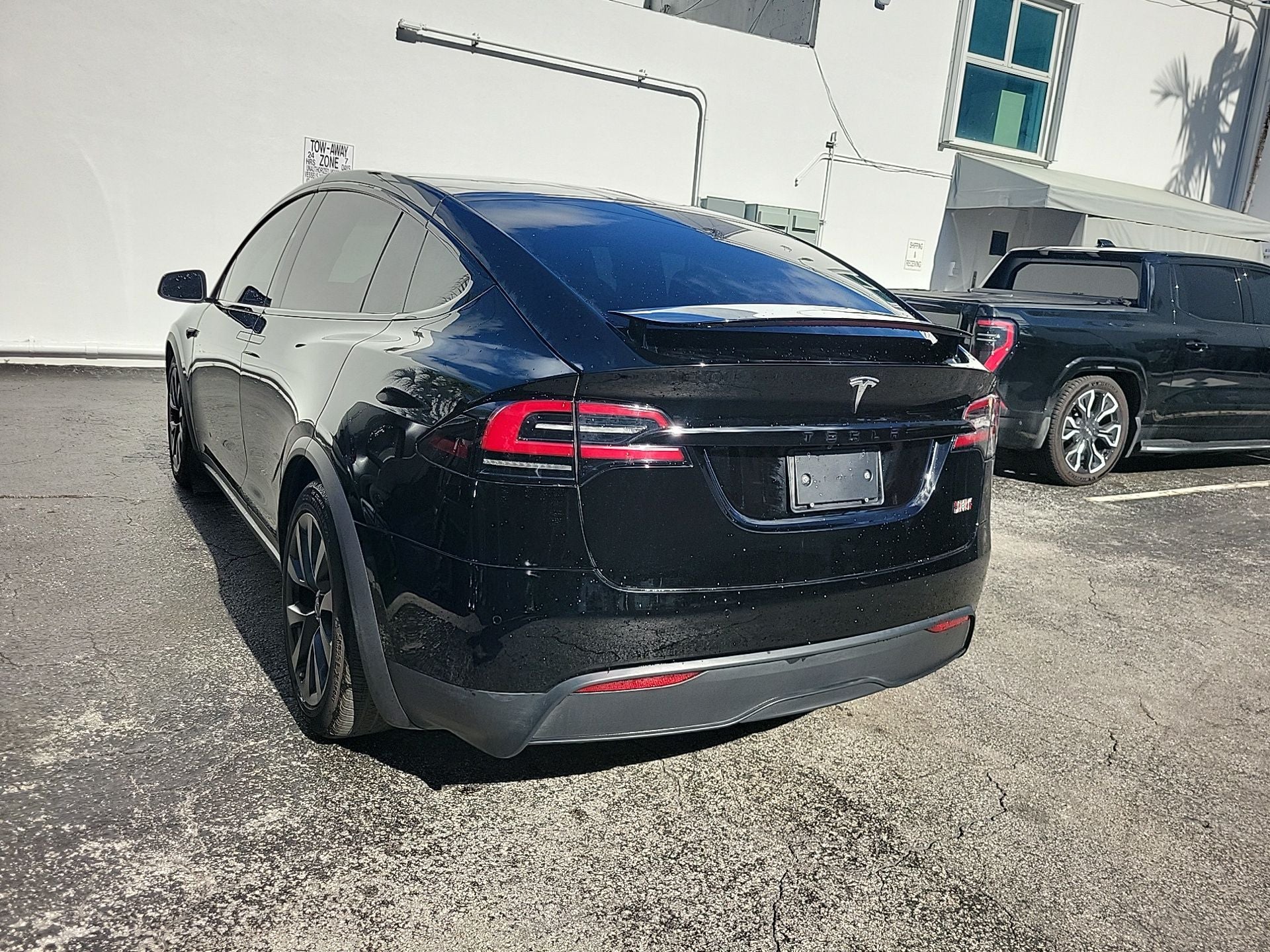 2023 Tesla Model X Base