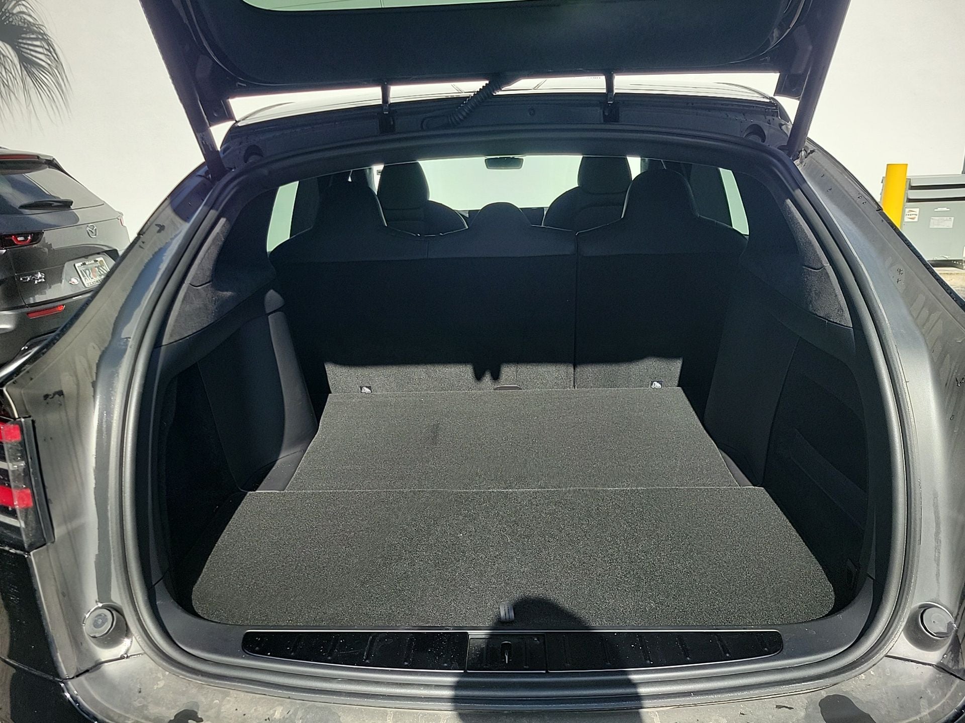 2023 Tesla Model X Base