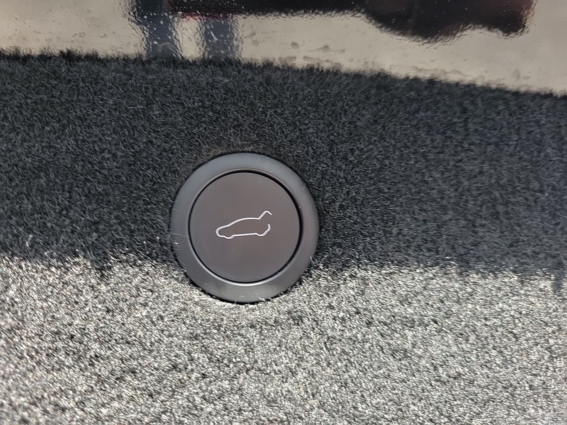 2023 Tesla Model X Base