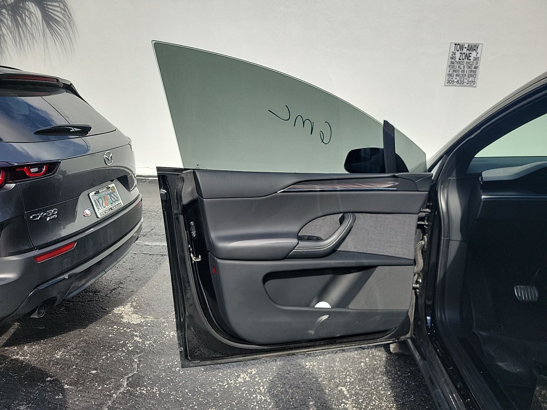 2023 Tesla Model X Base