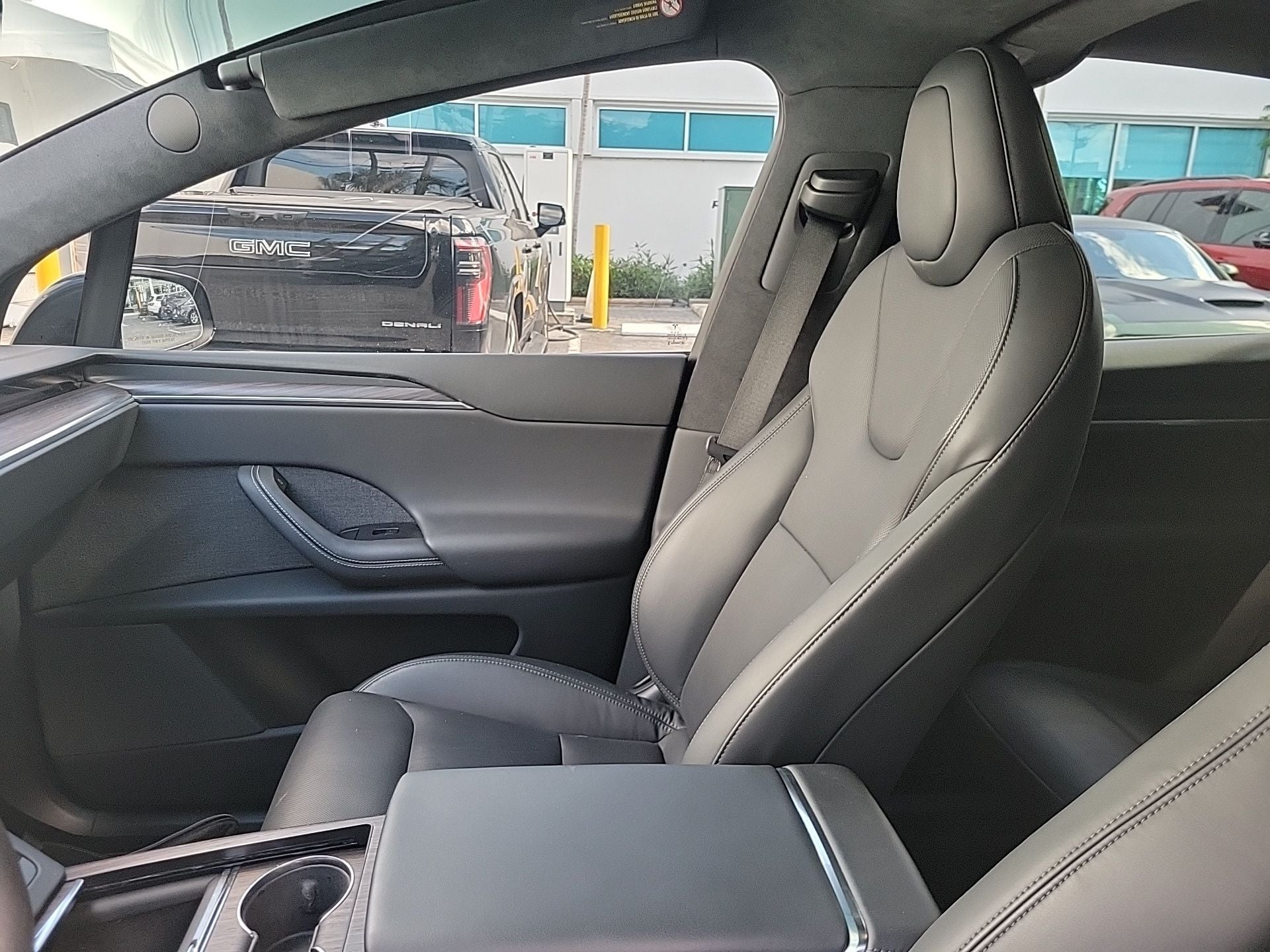 2023 Tesla Model X Base