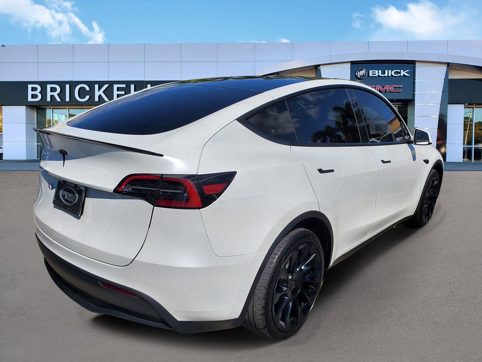 2024 Tesla Model Y Long Range