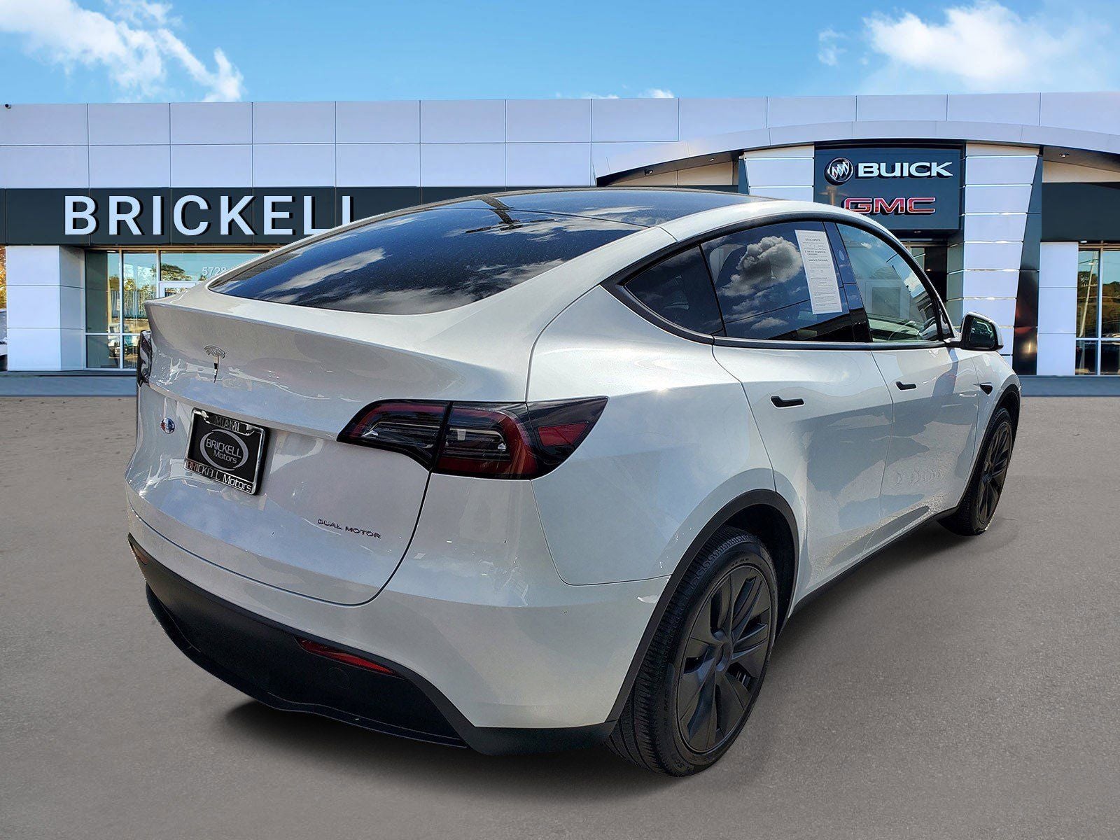 2025 Tesla Model Y Long Range