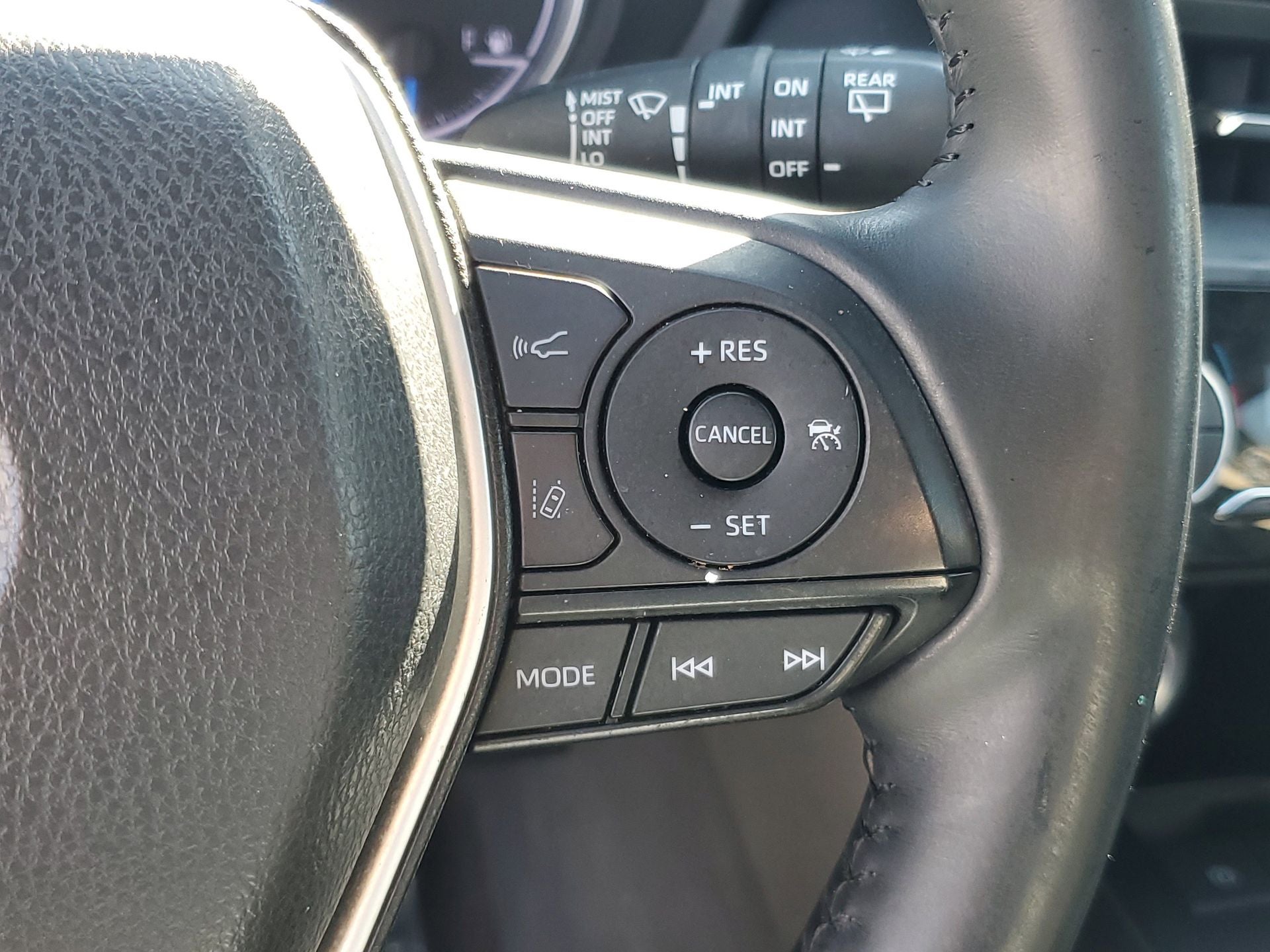 2021 Toyota Venza LE