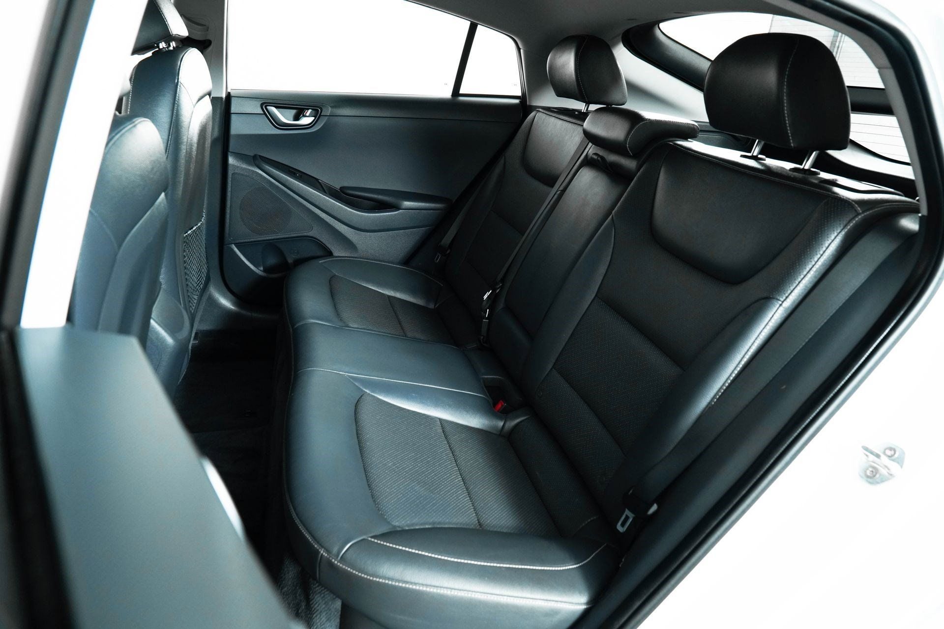 2017 Hyundai Ioniq Hybrid Limited