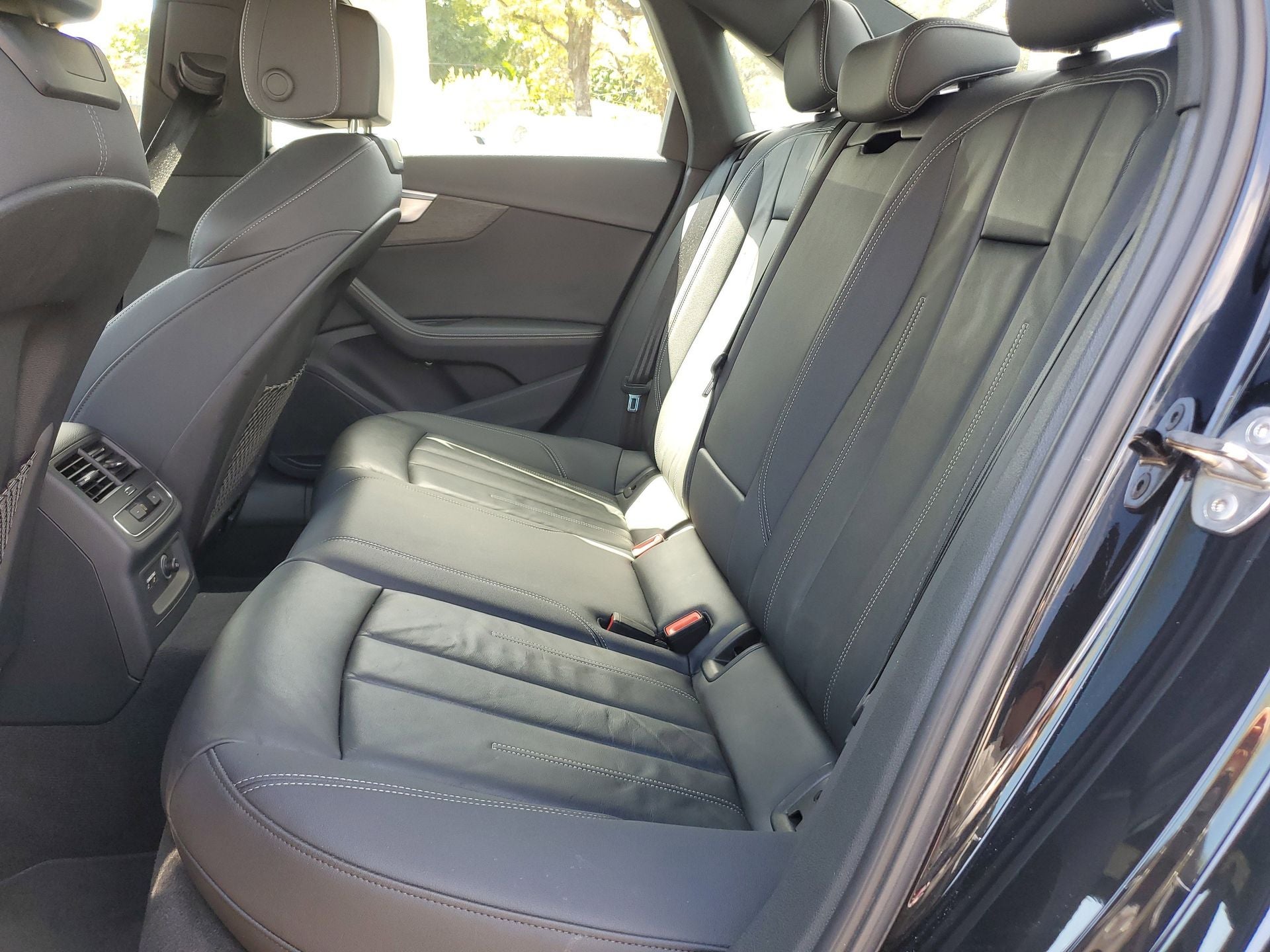 2022 Audi A4 45 S line Premium Plus quattro