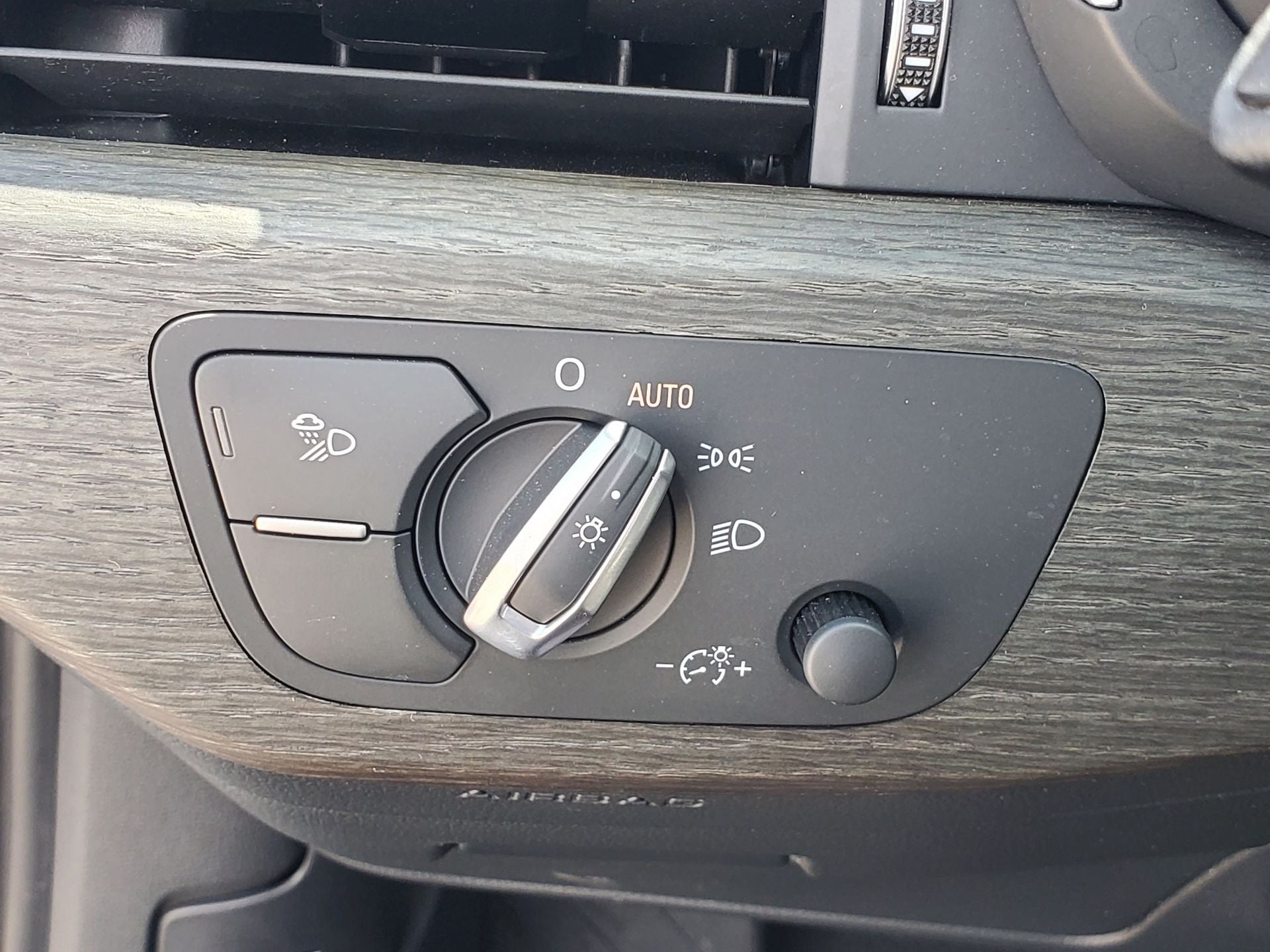 2022 Audi A4 45 S line Premium Plus quattro