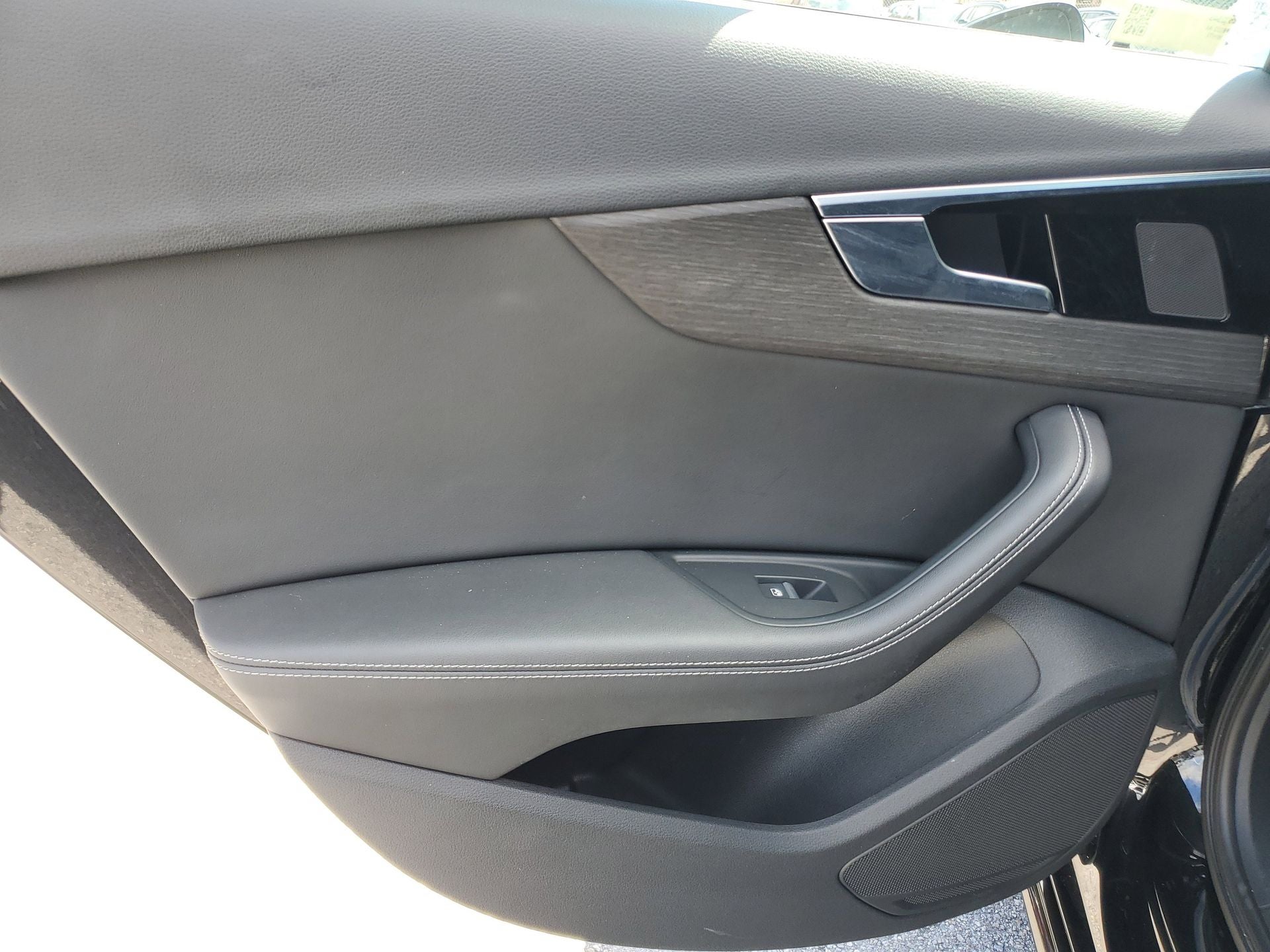 2022 Audi A4 45 S line Premium Plus quattro