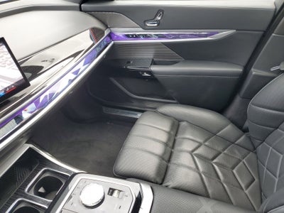2024 BMW 7 Series 760i xDrive