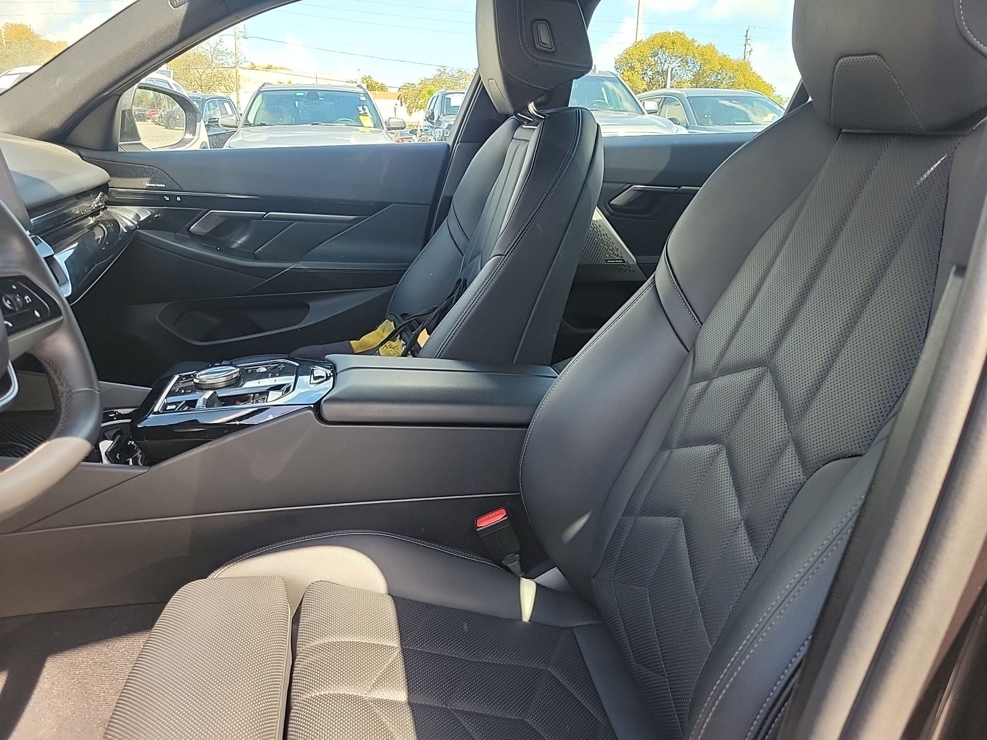 2024 BMW 5 Series 530i