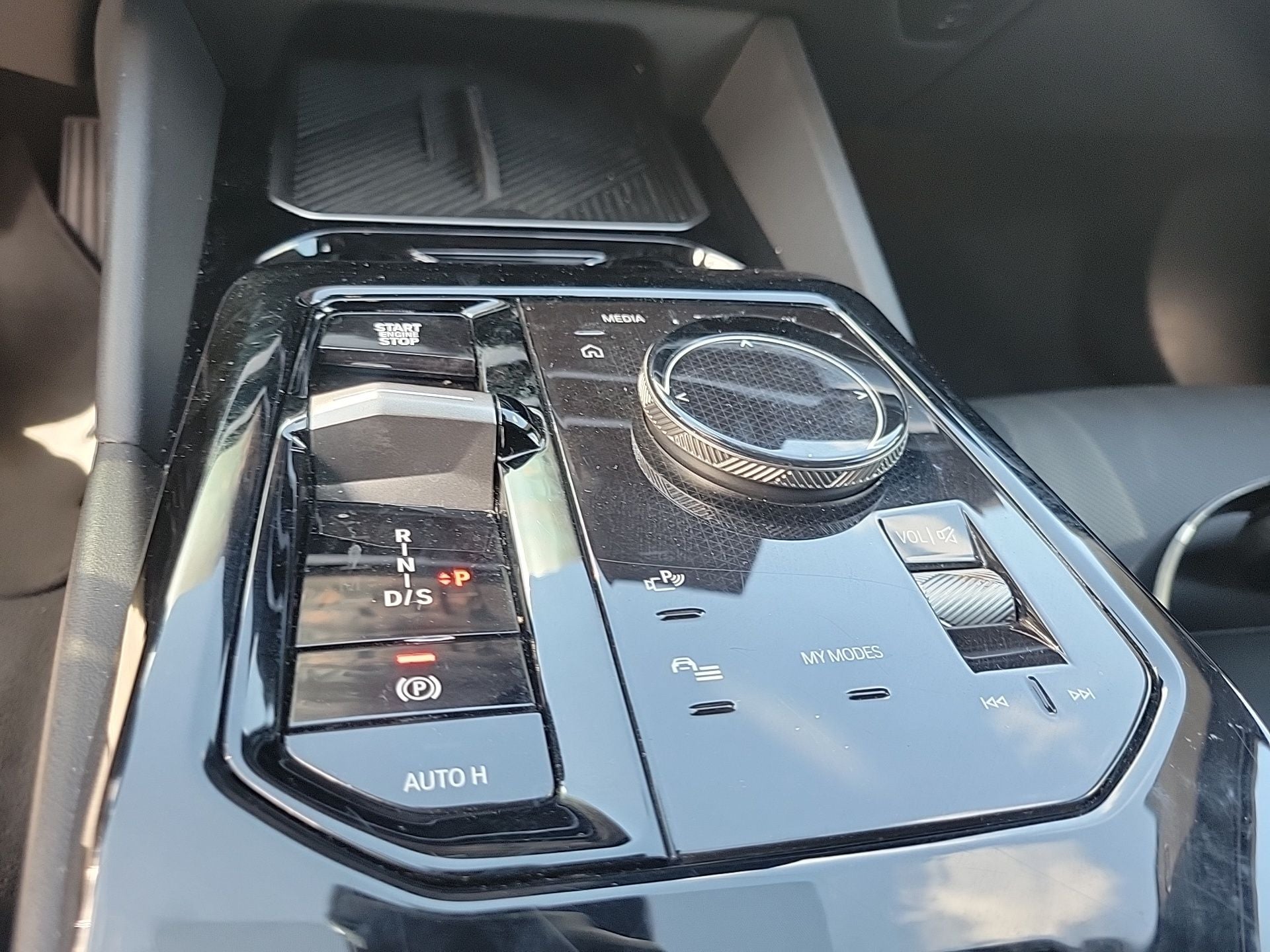 2024 BMW 5 Series 530i