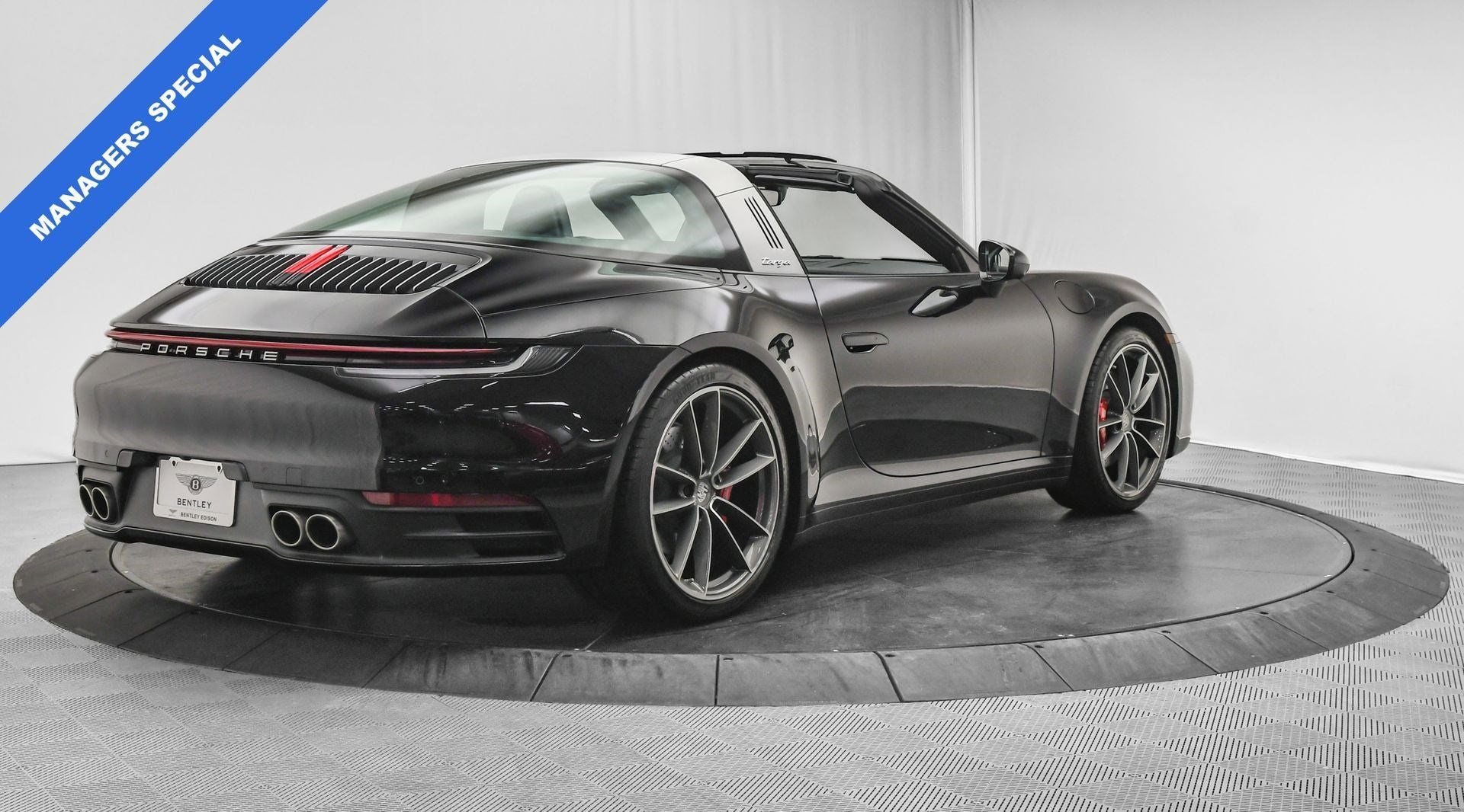2022 Porsche 911 Targa 4S