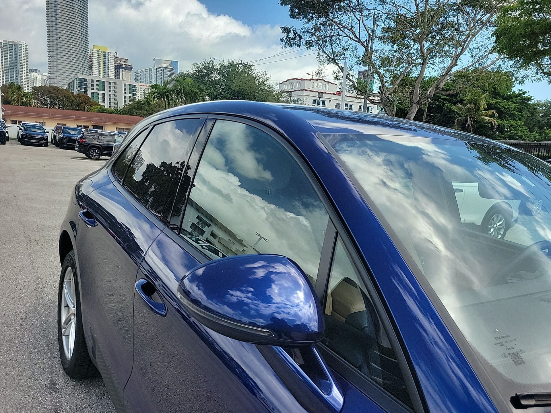 2024 Porsche Macan Base