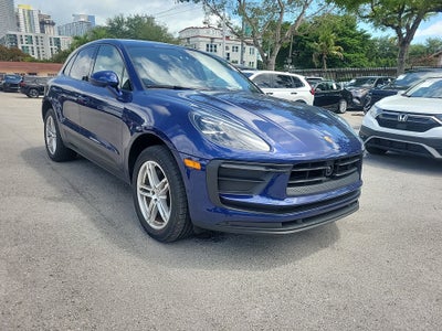2024 Porsche Macan Base