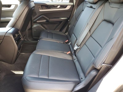 2024 Porsche Cayenne Base