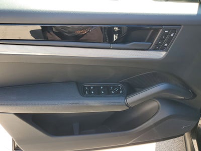 2024 Porsche Cayenne Base