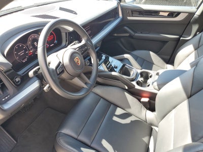 2024 Porsche Cayenne Base