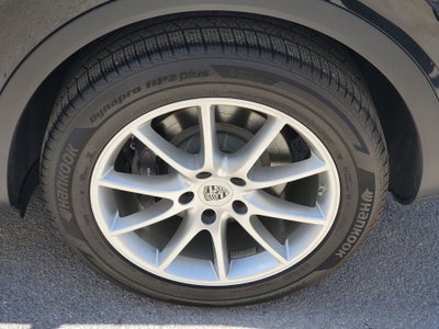 2024 Porsche Cayenne Base