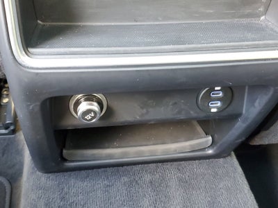 2022 Porsche Cayenne Base