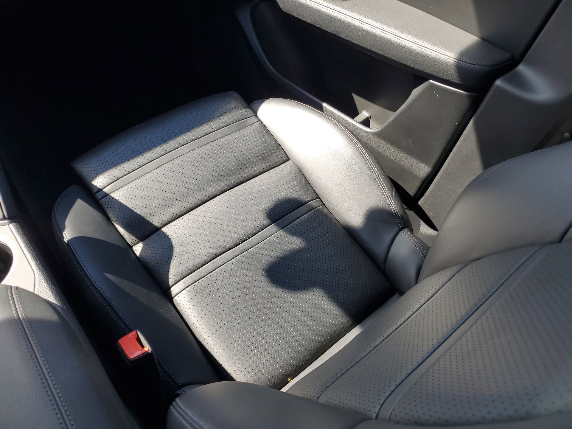 2022 Porsche Cayenne Base