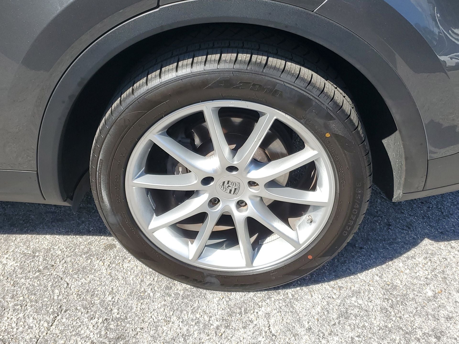 2022 Porsche Cayenne Base