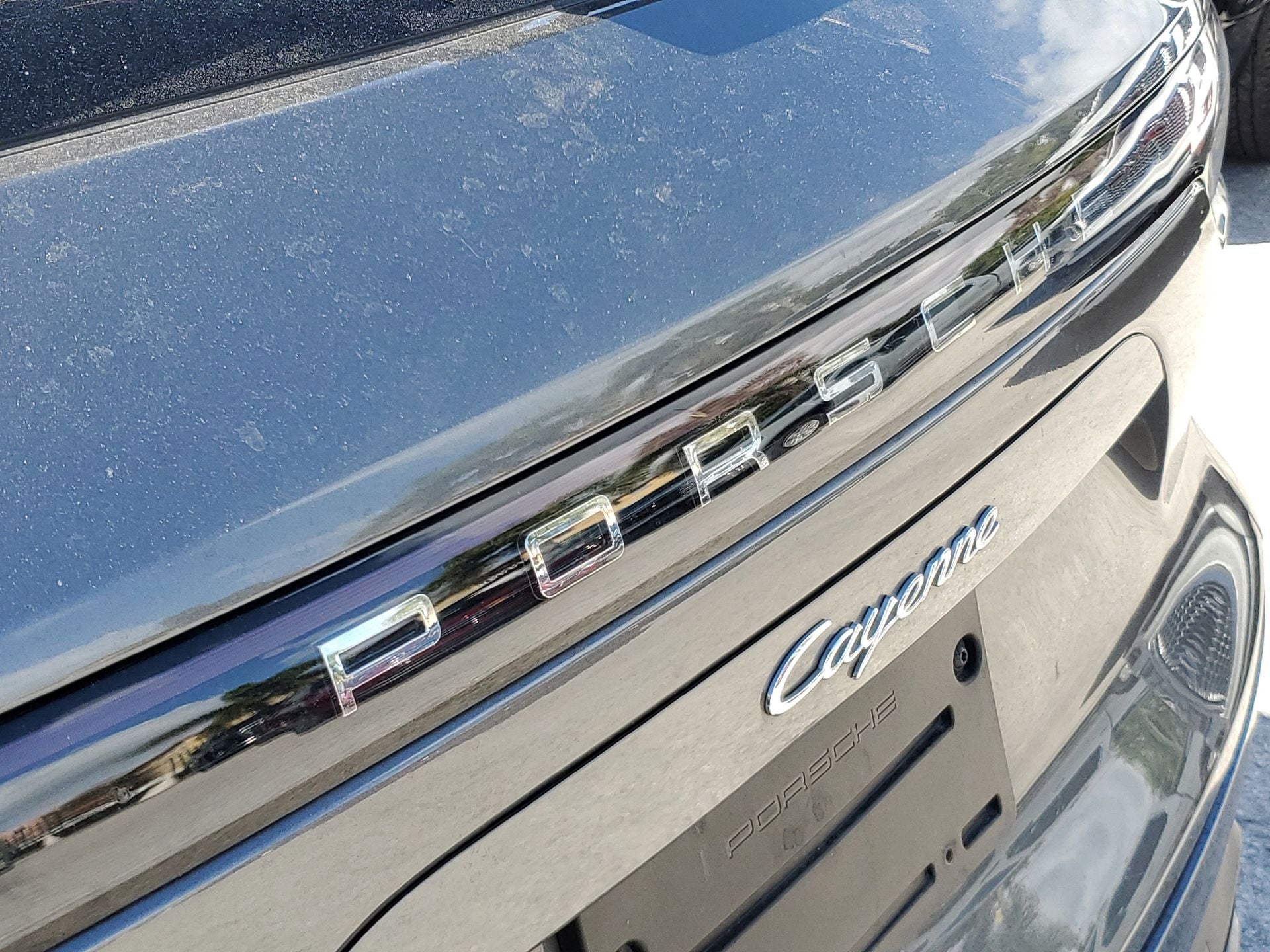 2022 Porsche Cayenne Base