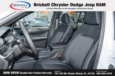 2026 Jeep Grand Cherokee Laredo