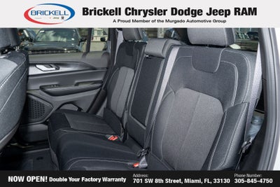 2026 Jeep Grand Cherokee Laredo