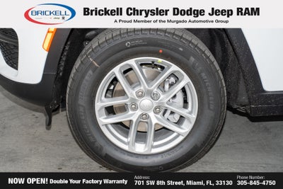 2025 Jeep Grand Cherokee Laredo