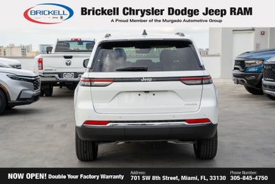 2025 Jeep Grand Cherokee Laredo