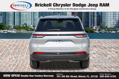 2025 Jeep Grand Cherokee Laredo