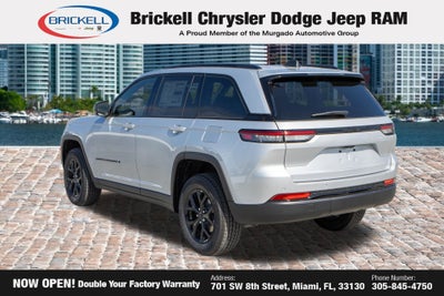 2025 Jeep Grand Cherokee Laredo