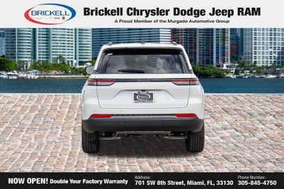 2026 Jeep Grand Cherokee Laredo