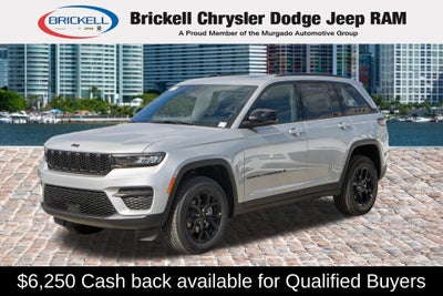 2025 Jeep Grand Cherokee Laredo