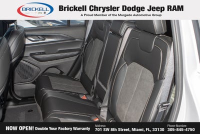 2025 Jeep Grand Cherokee Laredo