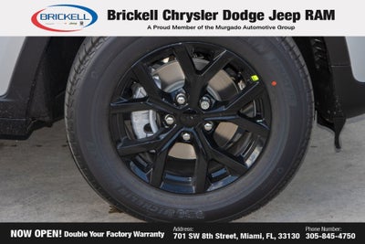 2025 Jeep Grand Cherokee Laredo