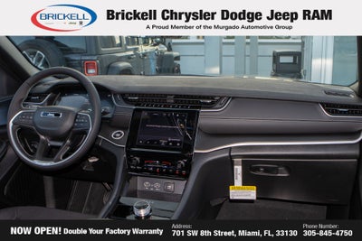 2025 Jeep Grand Cherokee Laredo