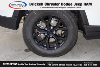 2026 Jeep Grand Cherokee Laredo