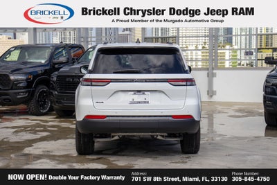 2026 Jeep Grand Cherokee Laredo